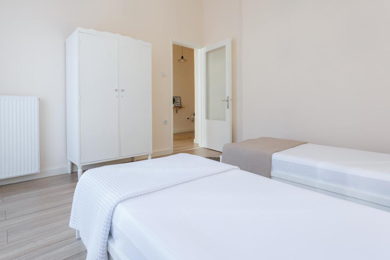Centro Home Kalamata Eksteriør billede